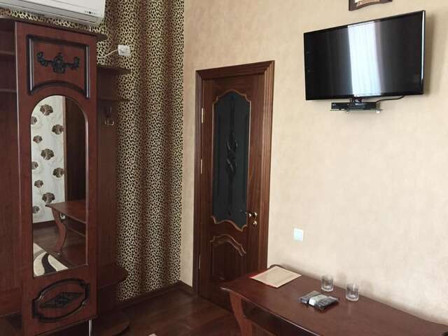 Отель Hotel Oktan Kryve Ozero-16